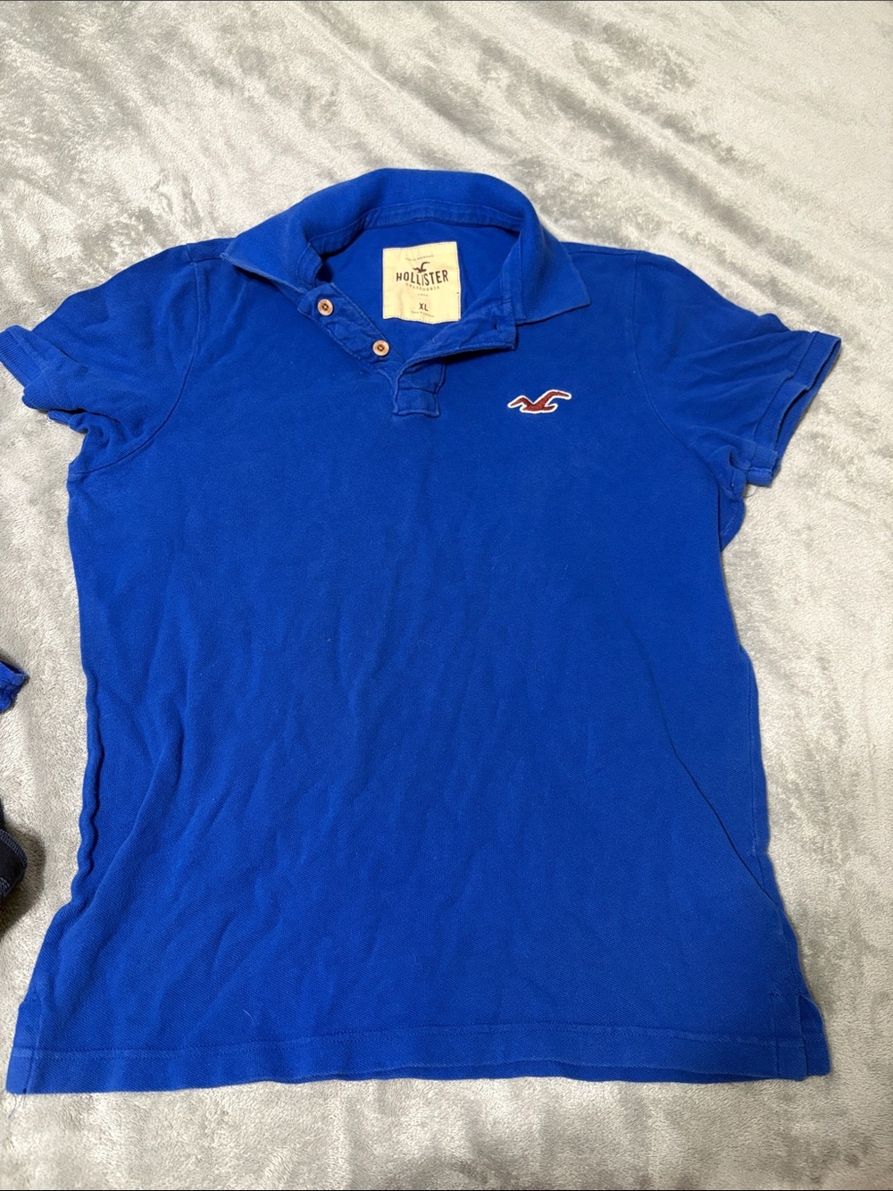 Hollister Men’s Polo - Picture 1 of 3